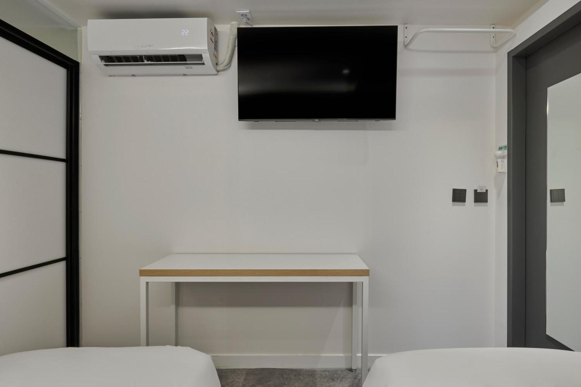 Eight Rest Hostel Myeongdong Seoel Buitenkant foto