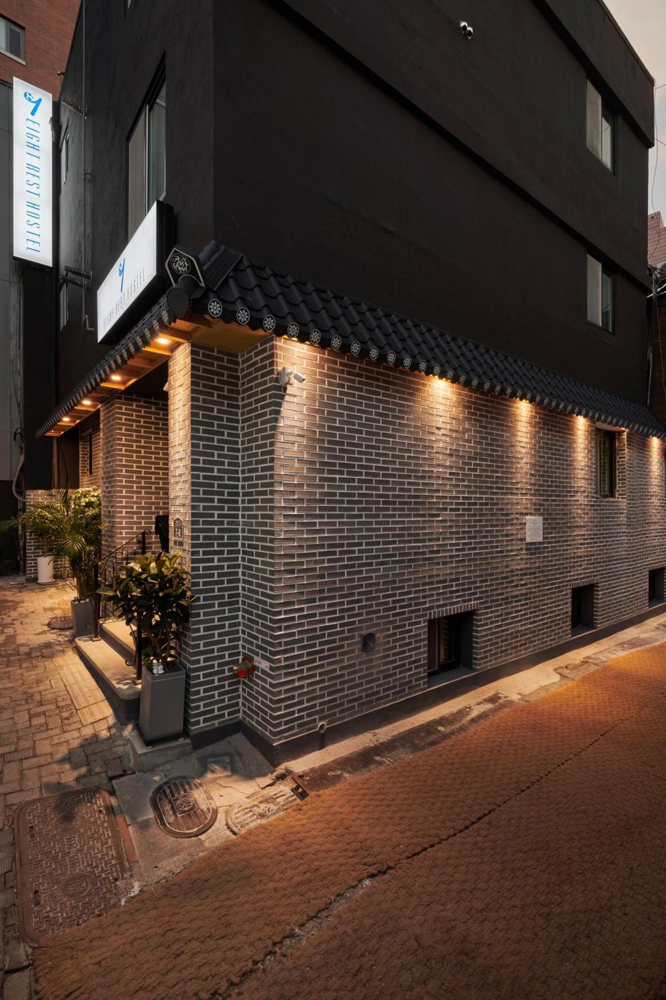 Eight Rest Hostel Myeongdong Seoel Buitenkant foto