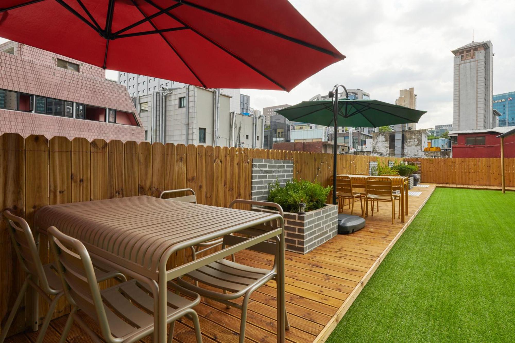 Eight Rest Hostel Myeongdong Seoel Buitenkant foto